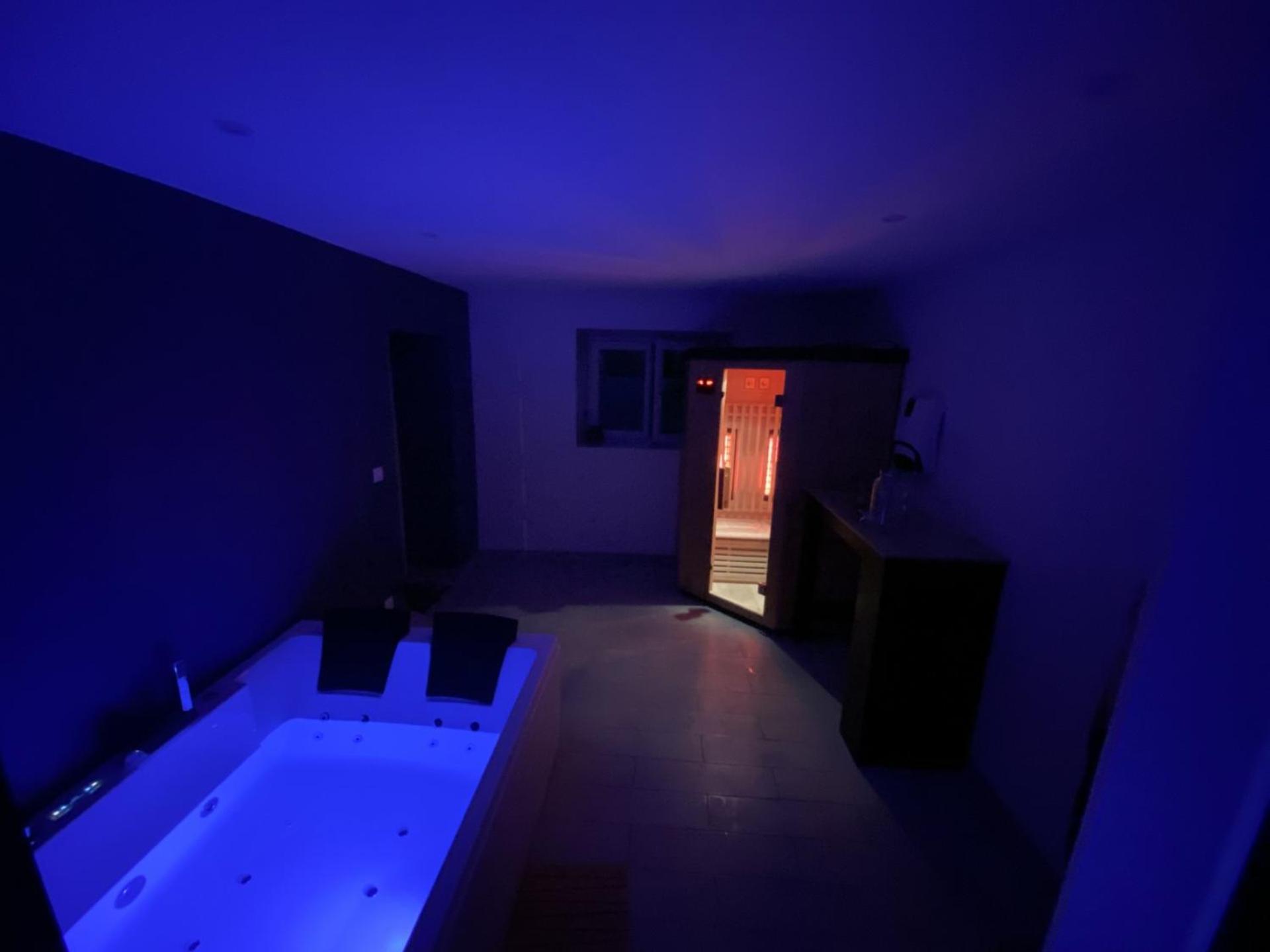 Detente Et Spa Pour Se Ressourcer Bullion Exterior photo